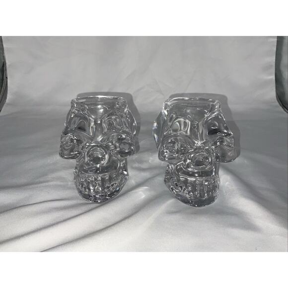 NEW 2 CRYSTAL SKULL SHAPE HALLOWEEN VOTIVE CANDLE HOLDERS DIAMOND STAR CORP - Picture 1 of 6